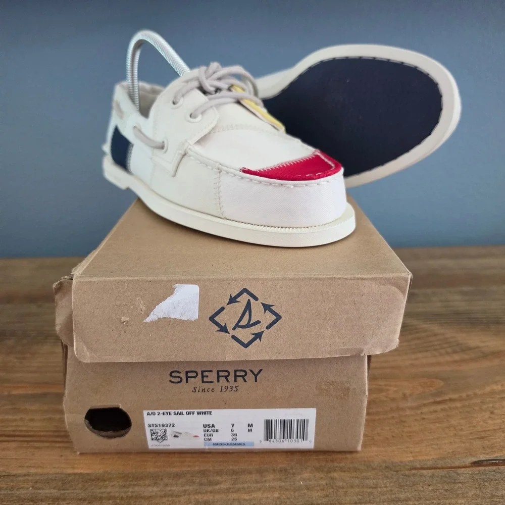 Sperry Mens A/O‎ 2-Eye Sail Bionic Boat Shoes Off White STS19372 Size 7